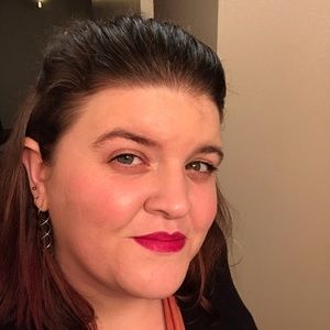 Meet your Posher, Becky